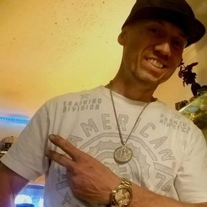 Meet your Posher, Bruce